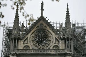 notre dame bruciata incendio
