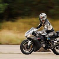 dispositivi-stradali-di-sicurezza-motociclisti