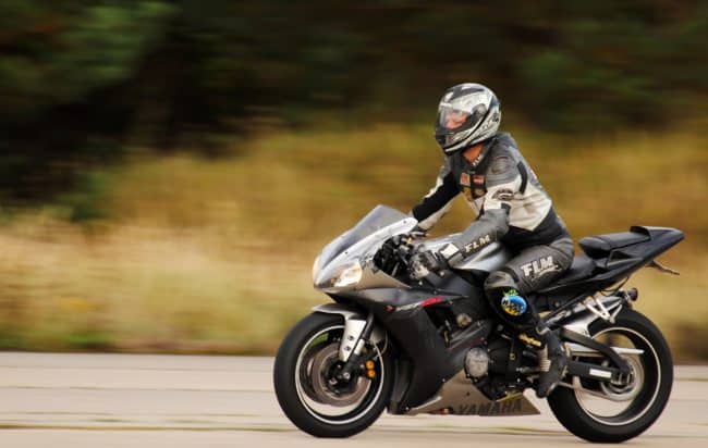 dispositivi-stradali-di-sicurezza-motociclisti