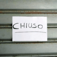 negozio-chiuso